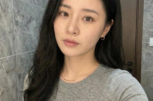 向太曝梁朝伟曾很开朗现在拿社恐当挡箭牌称年轻人没资格社恐
