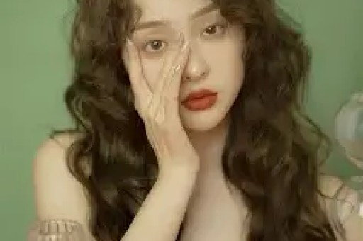 娱乐圈惊天大瓜！“吃瓜”时如何分辨真相与迷雾