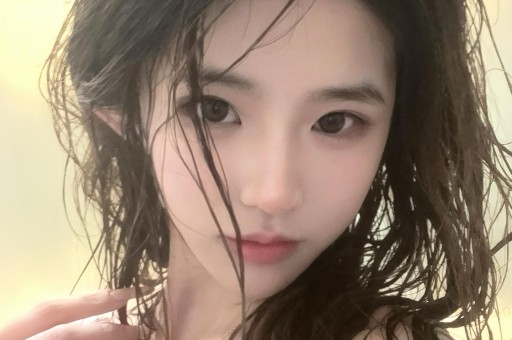 “直播新一姐”赵露思粉丝超2200万：小红书的一场“顶流”合谋？